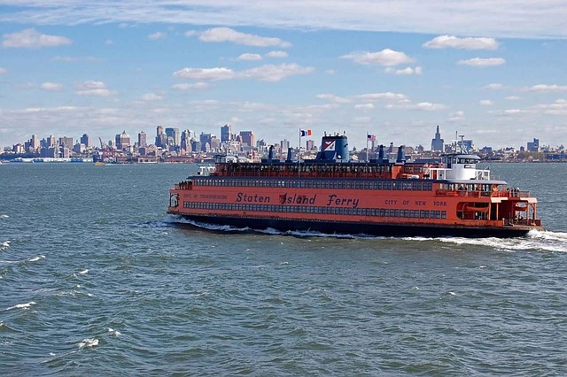 prom Staten Island Ferry, którego załoga uratowała Hannę